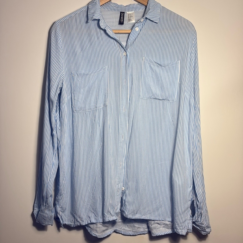 Divided by H&M Button down Blue and White striped shirt